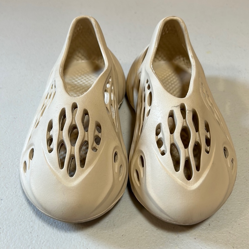 Summer rubber shoes for toddler kid